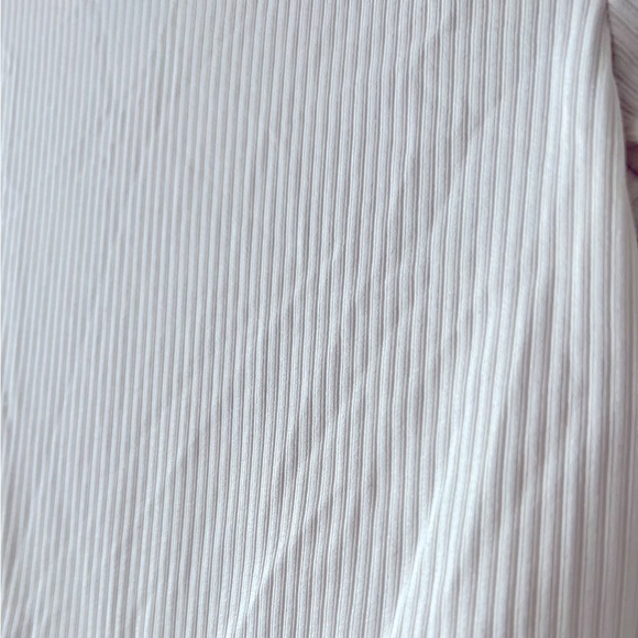 ASTR THE LABEL ELAINA RIBBED KNIT KEYHOLE TIE FRONT CROPPED TOP IN BONE NWT - Picture 7 of 7